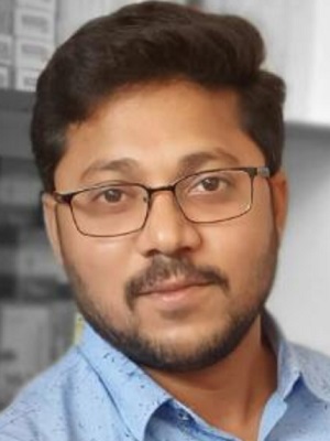 Dr Jagadesh N